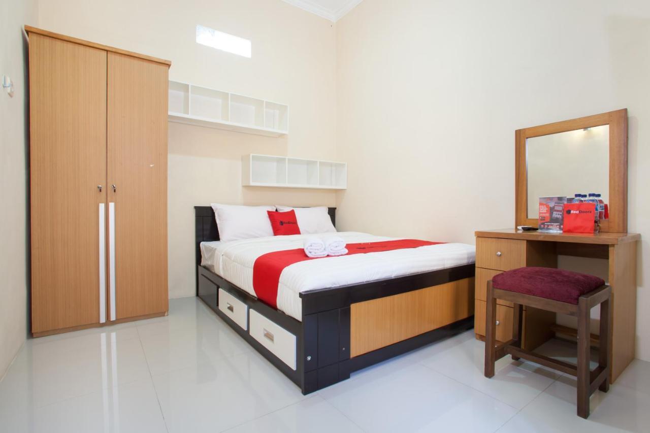 Reddoorz Syariah Near Untag Banyuwangi Hotel Banyuwangi  Ngoại thất bức ảnh