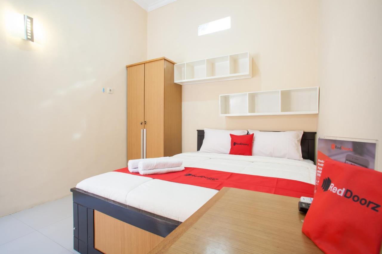 Reddoorz Syariah Near Untag Banyuwangi Hotel Banyuwangi  Ngoại thất bức ảnh
